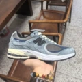 2002ru2-grey blue black
