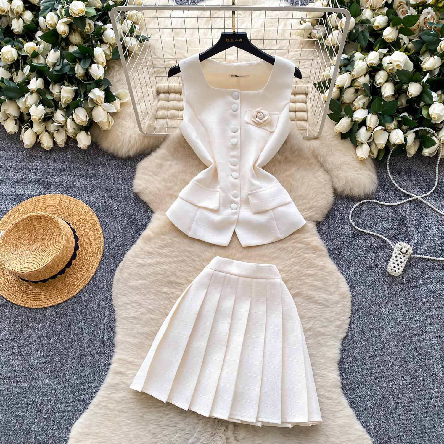Chic Sleeveless Vest and Pleated Skirt Set Lightweight Versatile Elegant Summer Casual Outfit Wholesale Available