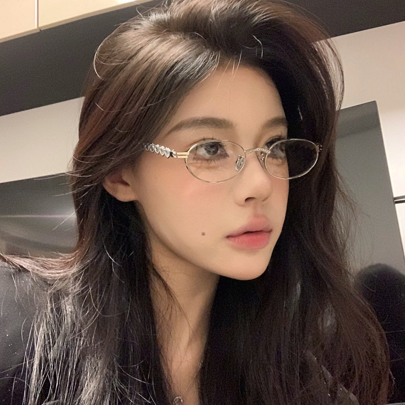 Jennie Oval Diamond Glasses for Women, High-End Metal Heart Rhinestone Frames, Plain Decorative Myopia Flat Glasses