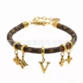 Multi-component gold bracelet