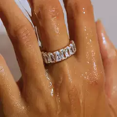 European & American Style Square Diamond-Cut Cuban Link Ring for Women, Stackable Band, Luxury Look, Titanium Steel Plated 18K Gold
