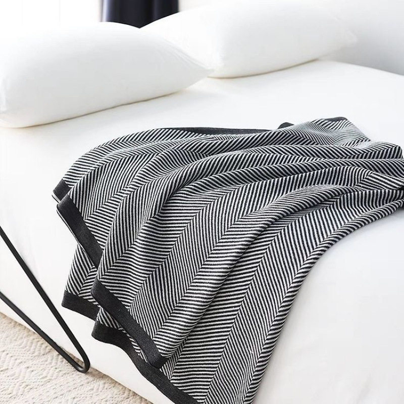 Nordic Minimalist Style Knitted Summer Nap Air-Conditioning Blanket, Throw Blanket, Bed Runner, New Yarn Blanket, Sofa Blanket