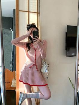 Plus Size Women's Spring & Fall Small Fragrant V Neck Contrasting Knitted Cardigan + High Waist Pleated Skirt Slimming Look Two-Piece Set for Women