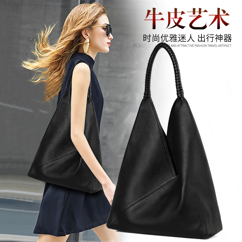 (Mới) Mã A2429 Giá 1390K: Túi Xách Nữ Gutdsh Túi Ví Nữ Chất Liệu Da Bò G04 Sản Phẩm Mới, (Miễn Phí Vận Chuyển Toàn Quốc).