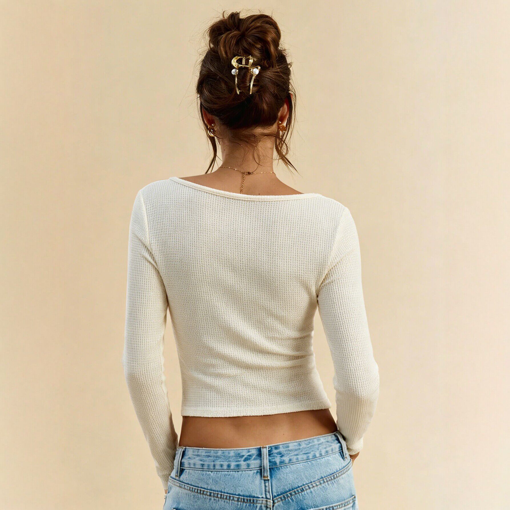Long Sleeve Knit Top Round Neck Slim Fit Waist Cinching Short Length Casual Wear Fall Winter Wholesale Available