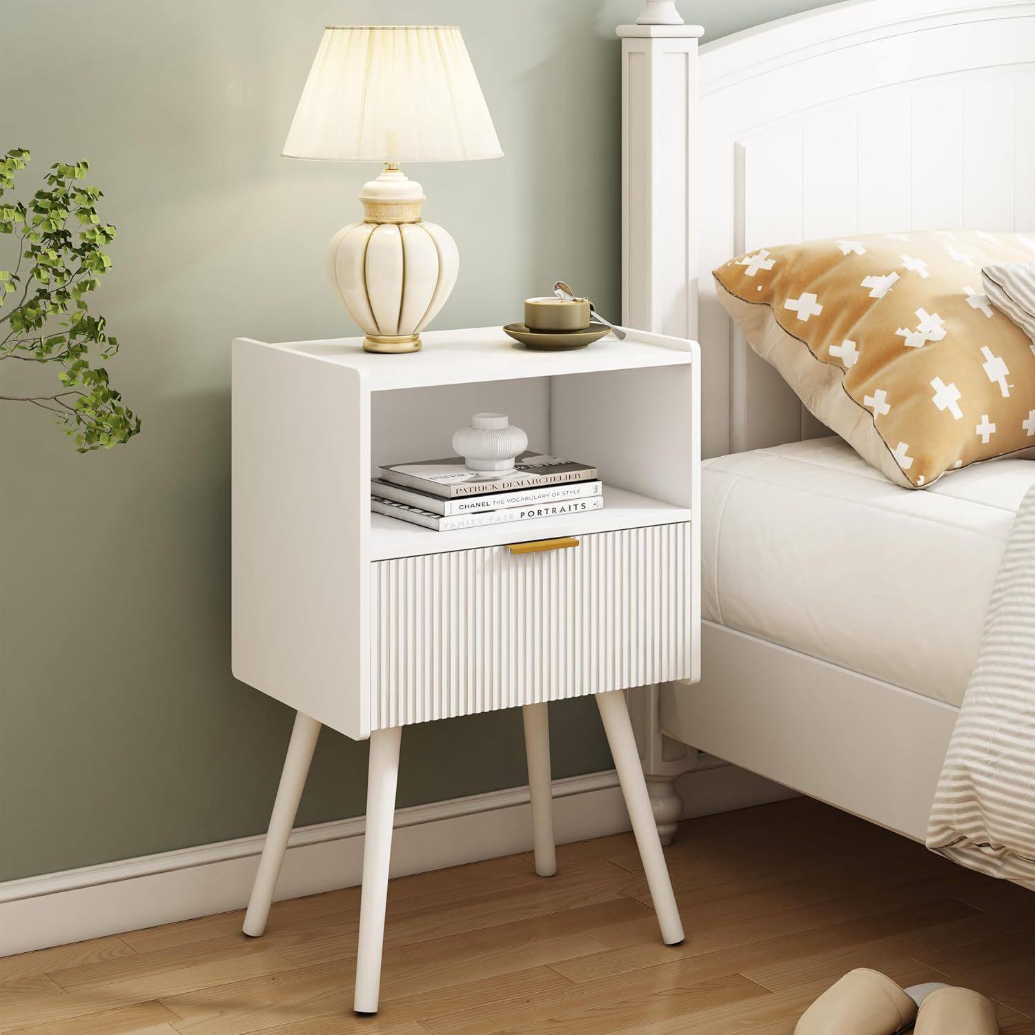 Bedroom Nightstand with Drawers, Small Wooden Bedside Cabinet, Small Apartment Storage Cabinet, Living Room Sofa Side Table Yx