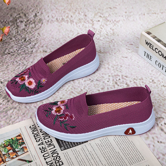 2024春季爆款平底低帮单鞋文艺民族风帆布鞋浅口一脚蹬老北京布鞋