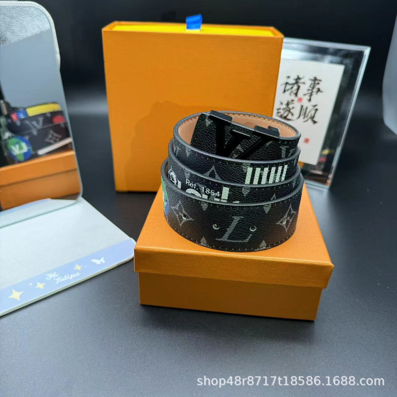 New L Men's Belt Smooth Buckle V Letter Belt Youth Plaid Trouser Belt Trendy Casual Business Belt