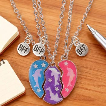 Cross-Border Hot-Selling Bff Friendship Necklace, Magnetically Attracting Heart Necklace, Magnetic Necklace Set, Jewelry Wholesale