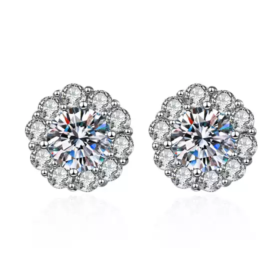 Japan and South Korea imitation moissanite earrings women's sunflower earrings 1 karat plated platinum tremolo live in stock supply chain
