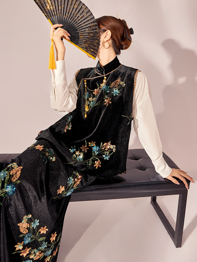 Bộ vest và chân váy dài dáng đuôi cá thêu hoa đính sequin sang trọng — Váy thêu (giao hàng trong 7 ngày), Váy thêu (giao hàng trong ngày), Áo vest thêu (giao hàng trong 7 ngày), Áo vest thêu (giao hàng trong ngày)