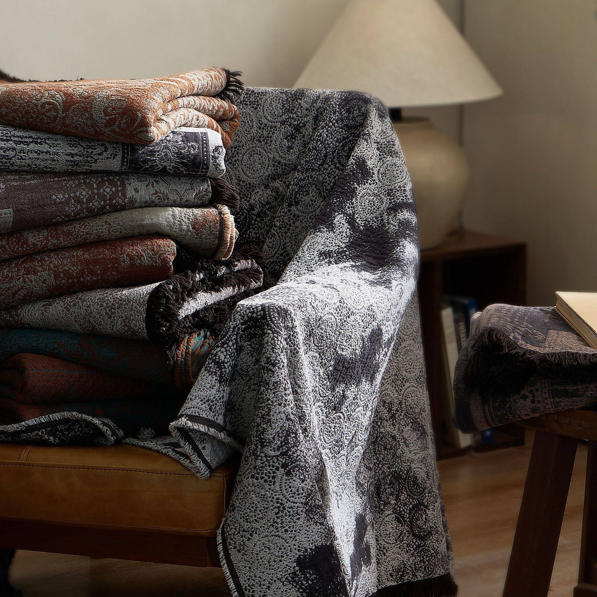 Scandinavian Retro Blanket, Cotton Strong Shrink Yarn-Dyed Wool Blanket, Office Nap Blanket, High-End Sofa Blanket