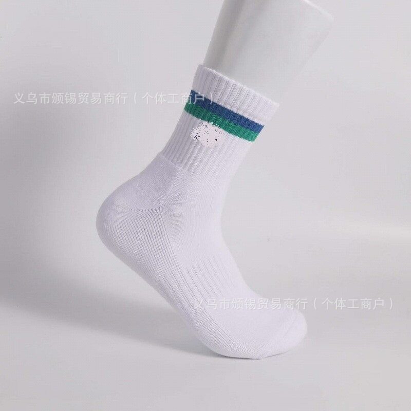 新品尤尼多克斯刺绣中筒毛巾底羽毛球袜子 户外运动棉袜 男女款