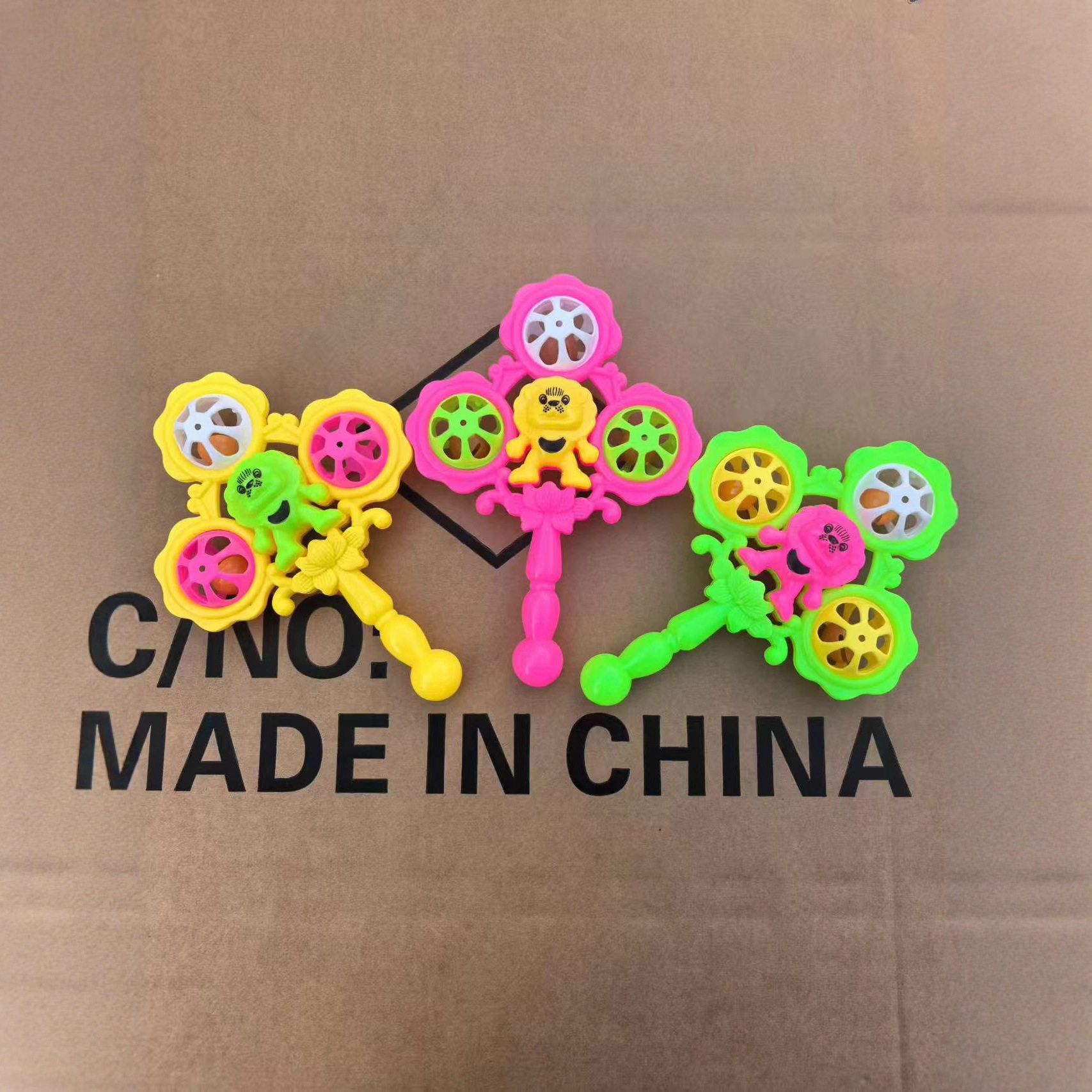 厂家批发儿童手摇铃 婴儿宝宝玩具 地摊 摇铃玩具批发 益智玩具