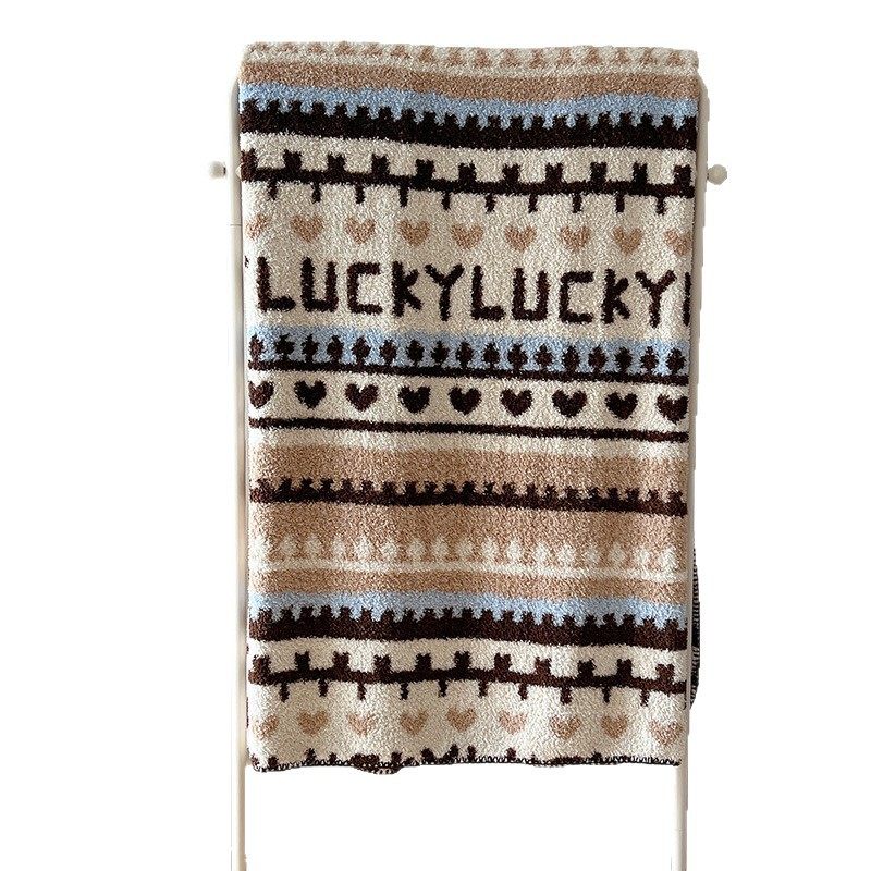 New Class a European and American Retro Style Blanket Autumn and Winter Thickeneded Warm Half-Velvet Shawl Office Sofa Blanket