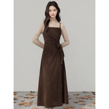 French Retro Lace-Up Waist-Cinching One-Line Collar Suspender Skirt Knitted Bottoming Shirt Two-Piece Set 2025 Autumn and Winter New Suit