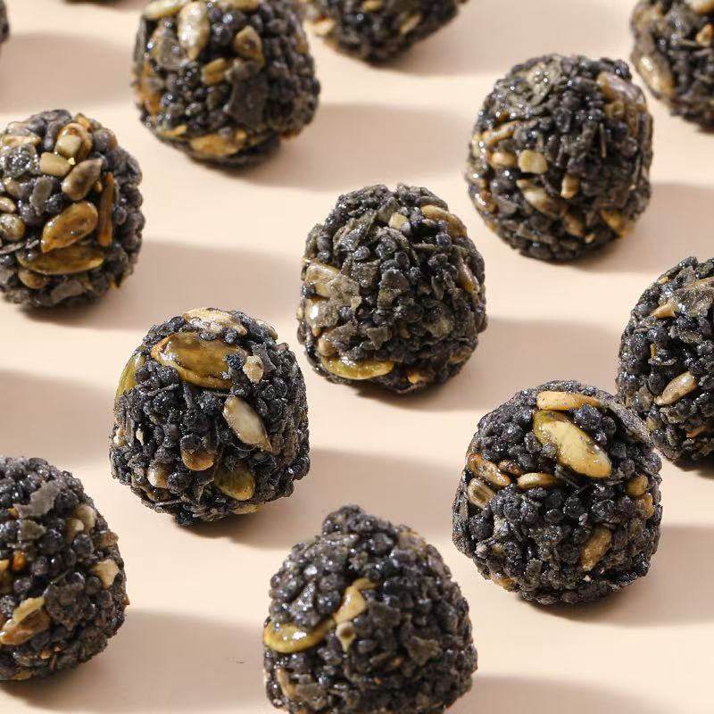 A generation of hair (postage) five black hand dozen walnut nut balls cereals leisure chase drama snacks