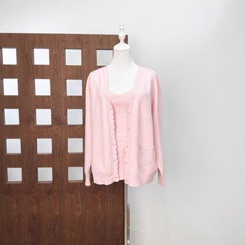 2025 Spring New Hot Girl's Slim Fit Knitted Vest and Jacket Two-Piece Set with Halter Neck and Bellyband Style