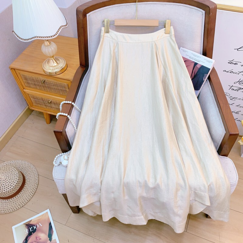 Chân váy chữ A midi vải Tencel phối ly xòe màu be nhạt — Màu be nhạt