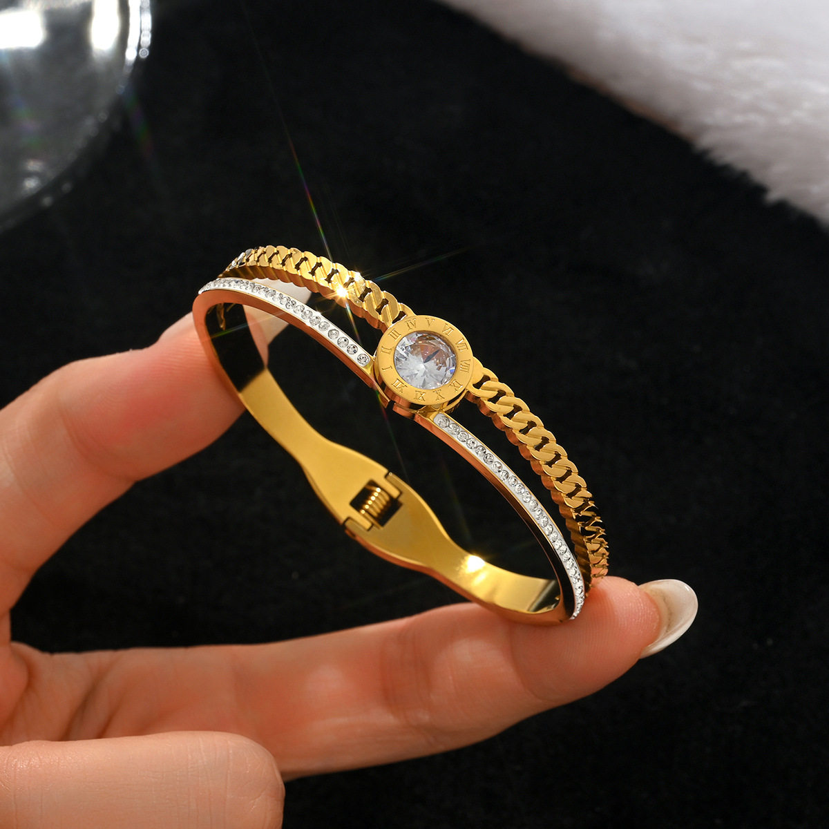 欧美热卖时尚不锈钢金色手镯不易褪色18K不锈钢首饰gold bangles