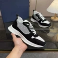 01 style
