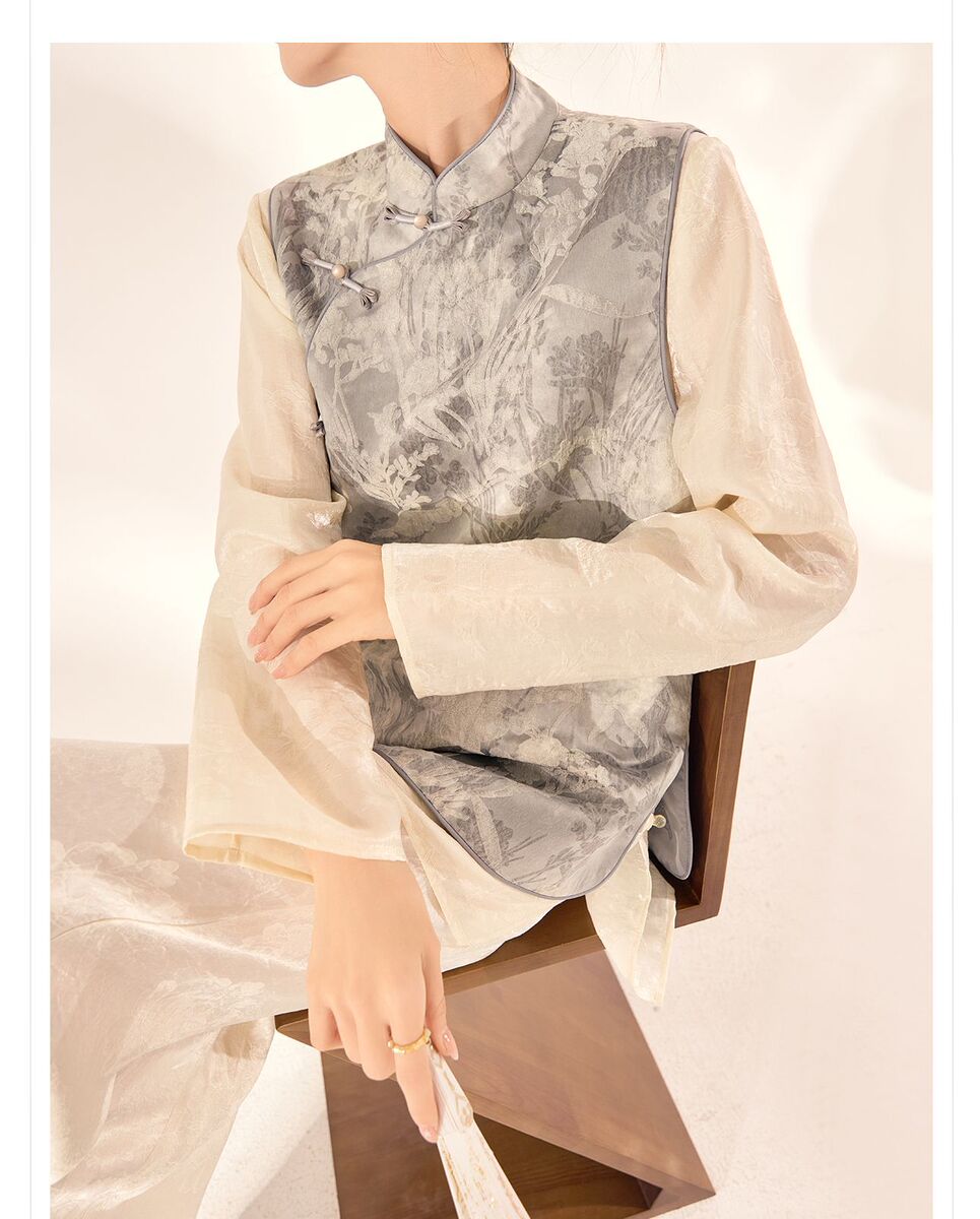 Áo vest nữ cổ đứng thêu họa tiết hoa cúc phong cách cổ điển — Màu hồng, Màu xám