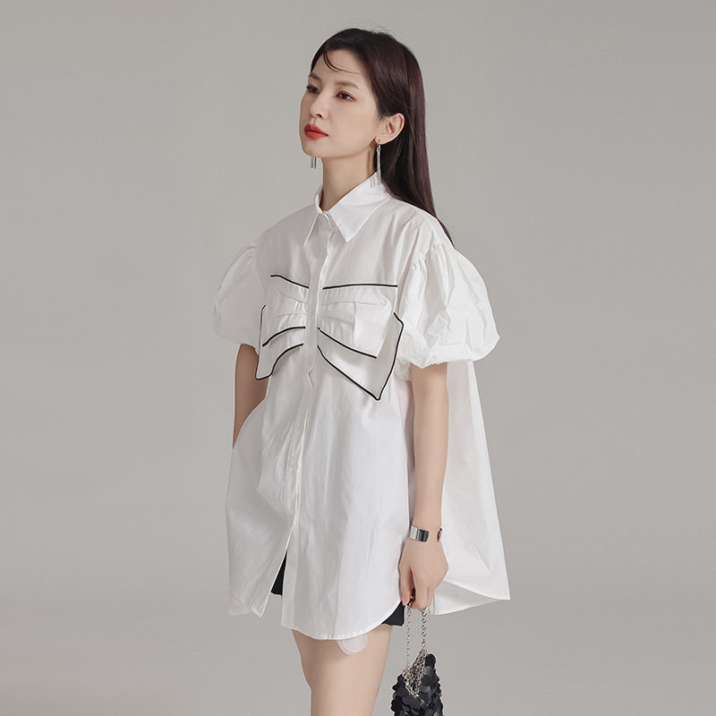 Áo Sơ Mi Nữ Dáng Dài Cổ Bẻ Tay Phồng Đính Nơ 3D Màu Trắng, Đen