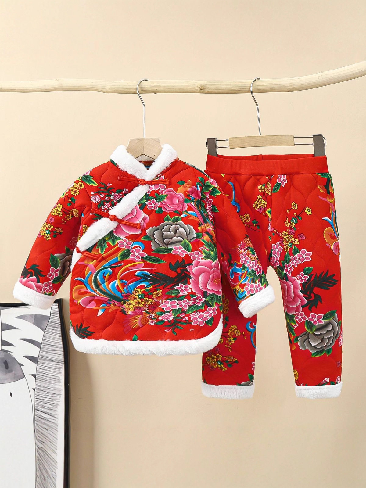 Girls' Winter Cotton Jacket, Viral Floral Print Padded Set, Baby Spring Festival Outfit, Thickened Northeast Style Floral Cotton Coat Set