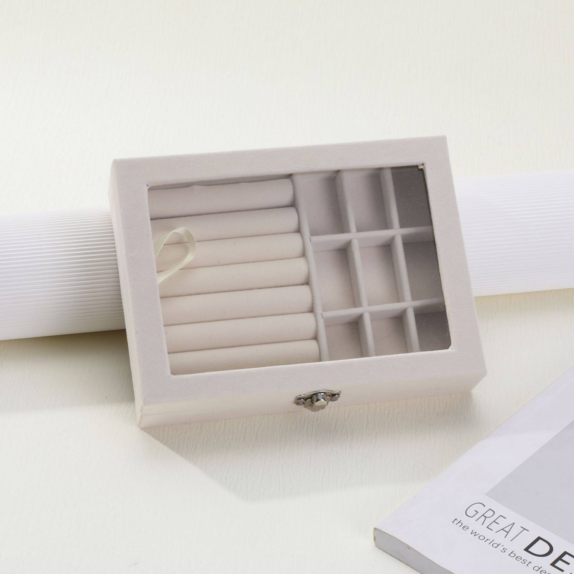 Exquisite flannel jewelry storage box earrings earrings eardrop compartment dustproof storage box portable transparent ring box