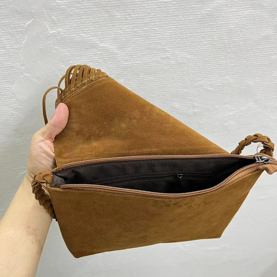 2024 New Vintage Ethnic Style Travel Photographed Brown Suede Tassel Oblique Bag Mobile Phone Bag All-match Shoulder Bag
