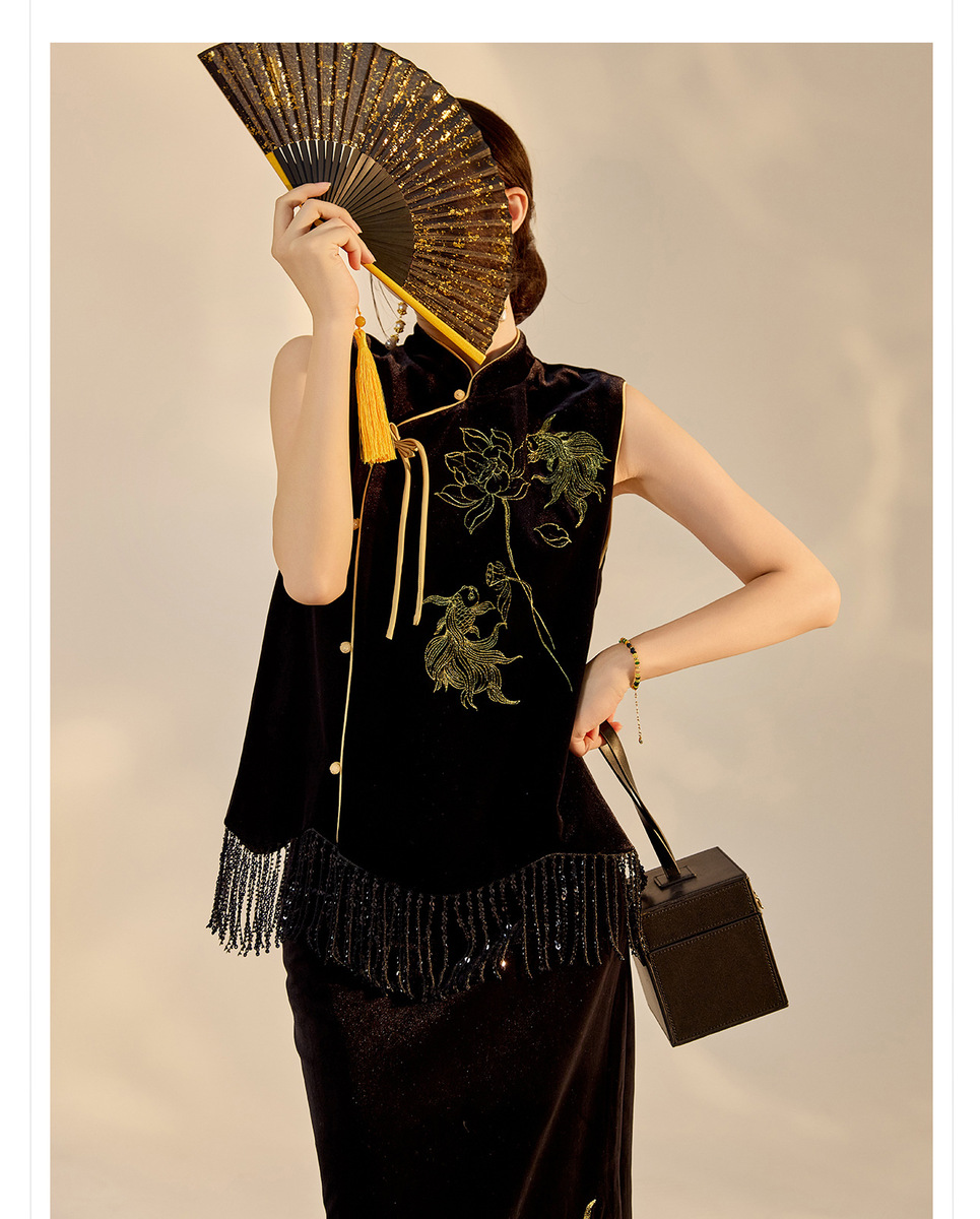 Set áo vest thêu thủ công kèm chân váy dài nữ — Áo vest thêu (giao hàng trong 7 ngày), Áo vest thêu (giao hàng trong ngày), Váy thêu (giao hàng trong 7 ngày), Váy thêu (giao hàng trong ngày)