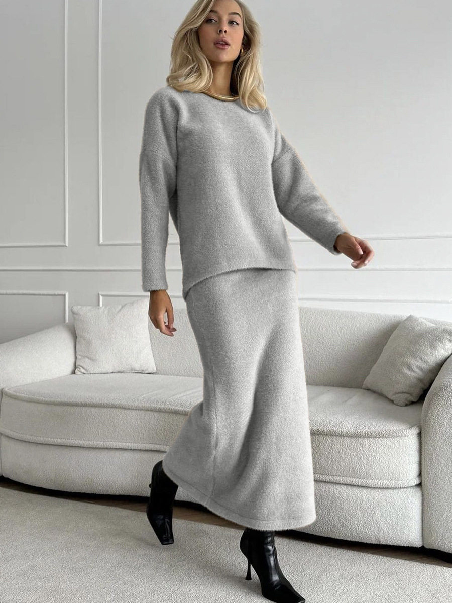 Elegant Soft Thick Round Neck Sweater and Mermaid Skirt Set Womens OL Style Autumn Winter Fashion Wholesale Available