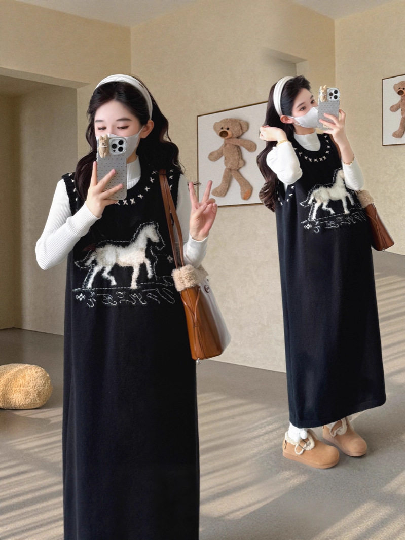 Knitted Dress Women's 2025 Autumn and Winter New Fake Two-Piece Black Skirt Long Skirt Vest Skirt + Bottoming Suit