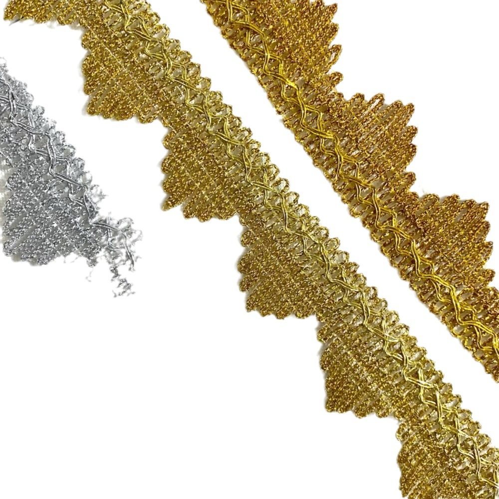 Factory in stock 4cm bright color clothing decoration accessories gold and silver silk three Flower Pagoda triangle lace