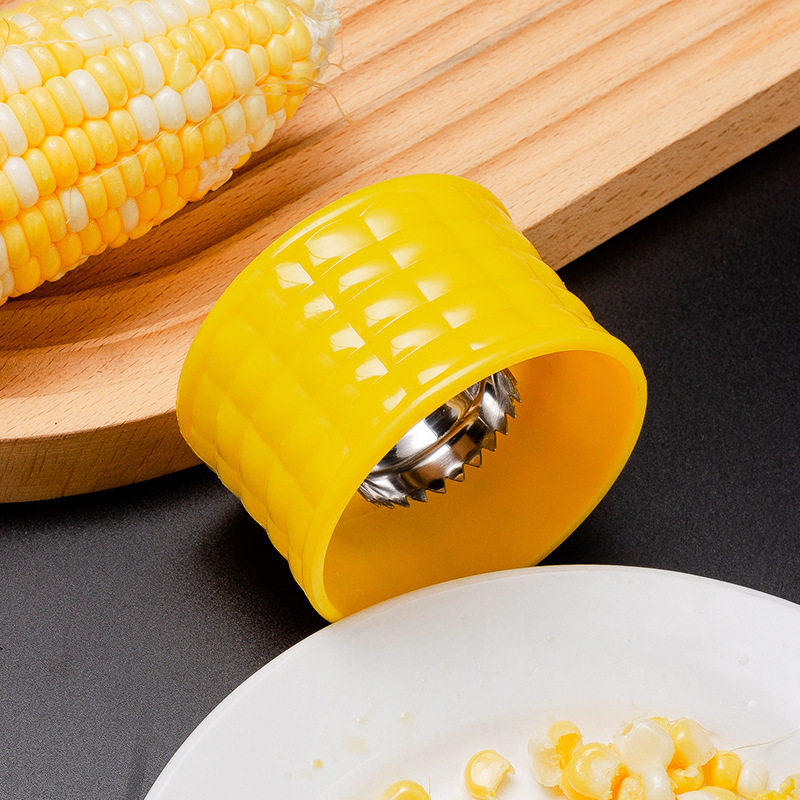 Stainless steel corn planing corn thresher manual rotating plastic household separator corn stripping kitchen tool