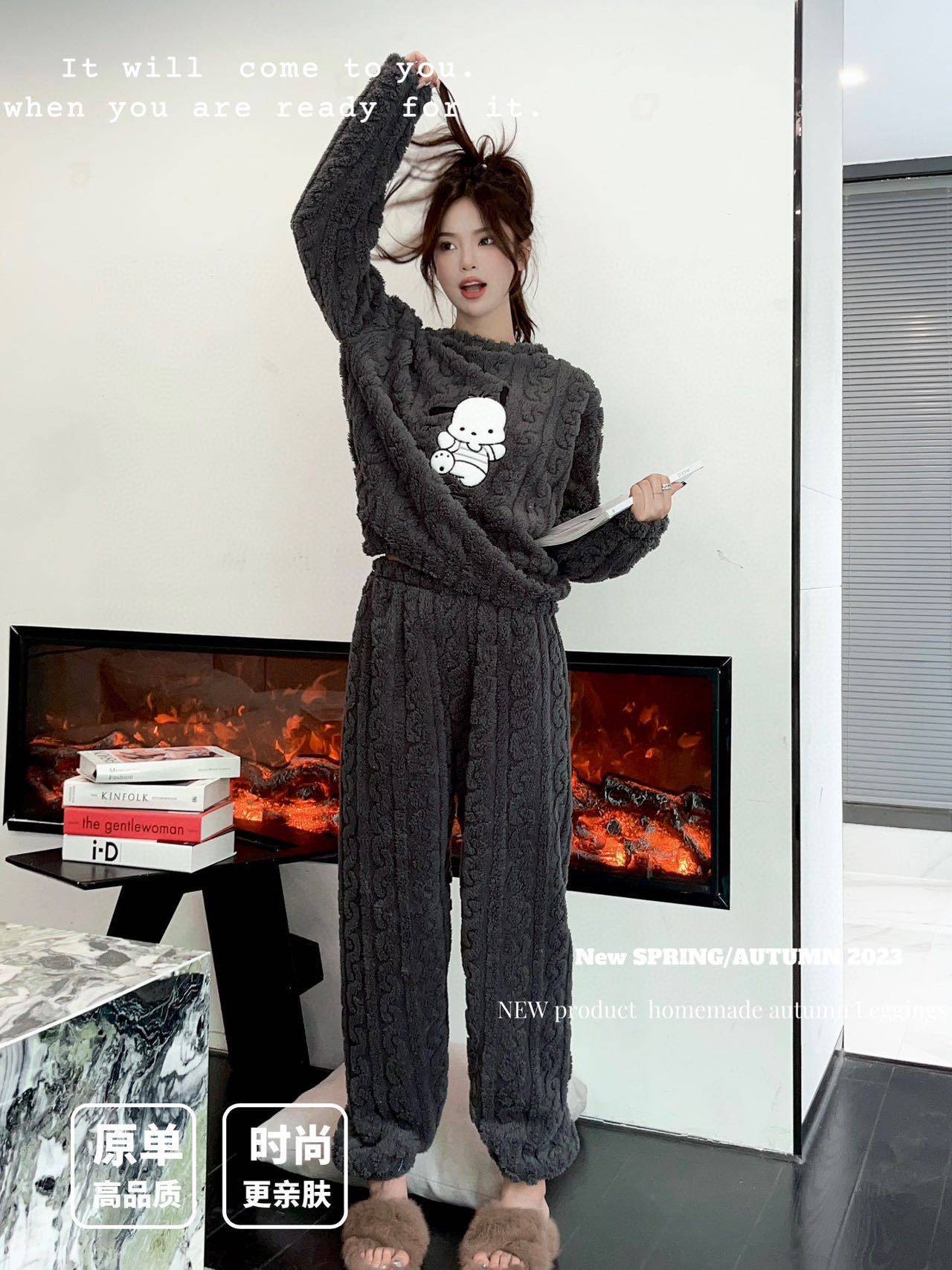 珊瑚绒睡衣女冬季加绒加厚提花长袖家居服两件套秋冬宽松暖暖套装