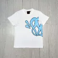 16 white t-shirts (accessories + bags)