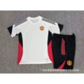 2526 short sleeve manchester united white