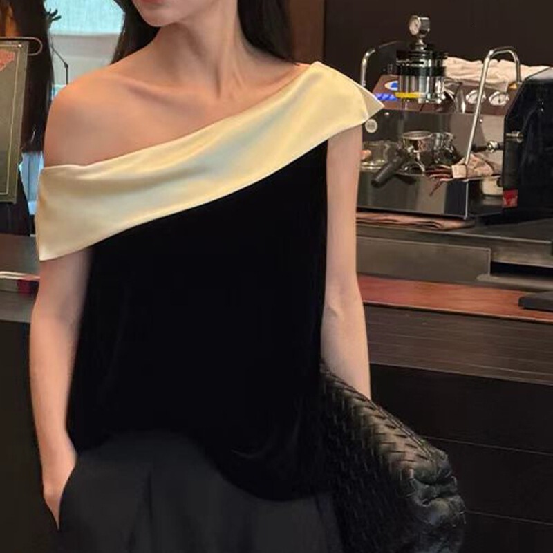 Áo trễ vai phối màu không tay dáng ôm nữ thanh lịch — màu đen