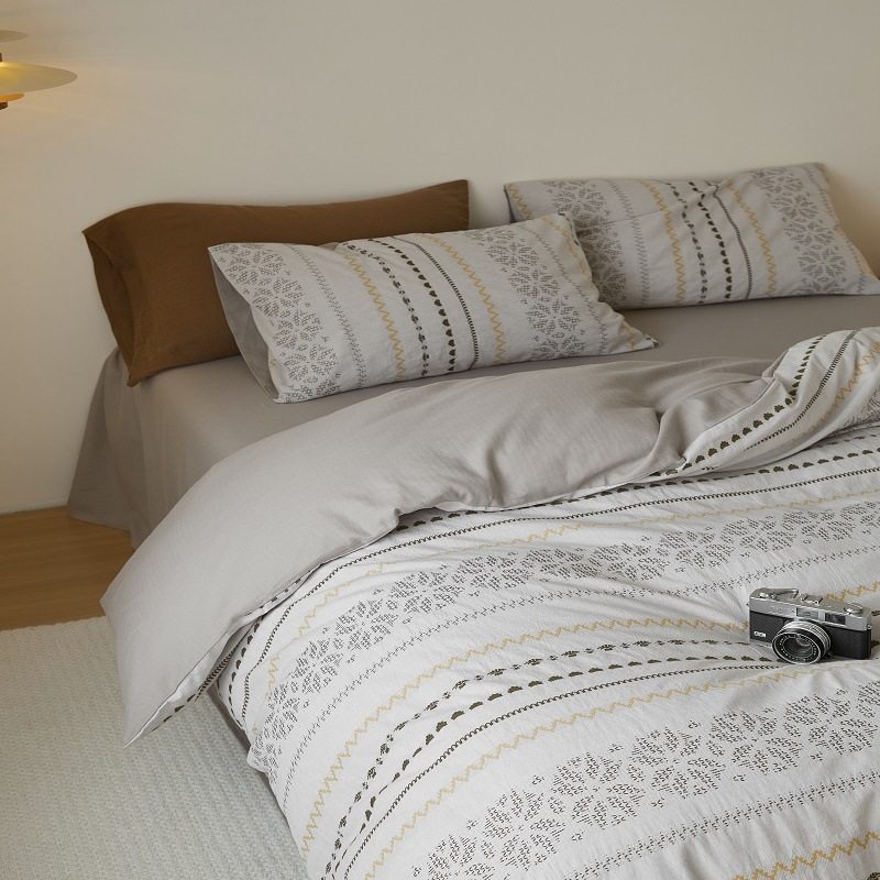 Retro Style Cotton Yarn-Dyed Needlework Fancy Yarn Jacquard Bedding Four-Piece Set Available for All Seasons Pure Cotton Quilt Cover