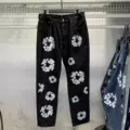 【kapok】black jeans (white floral embellishment)
