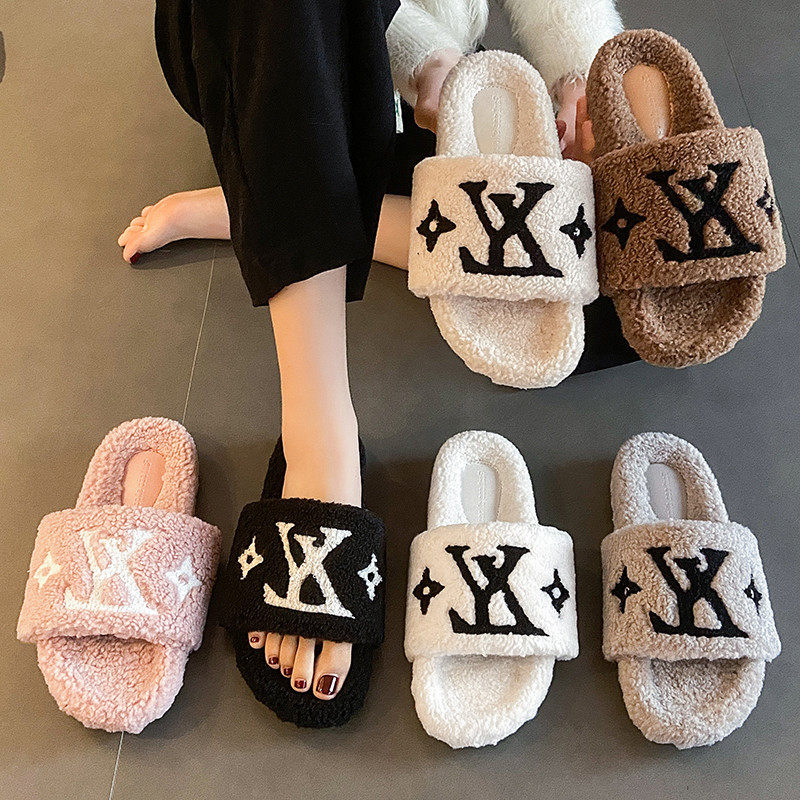 Influencer Picks Furry Slippers for Women 2025 New Autumn and Winter Towel Embroidered Letters Warm Flats Furry Shoes for Outer Wear