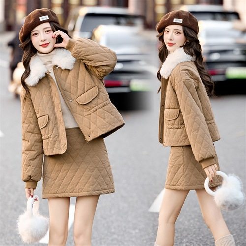 Retro Quilted down Jacket Suit Skirt for Women 2025 Winter New Style Super Nice Elegant Fur Collar Waist Two-Piece Set