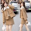 Retro Quilted down Jacket Suit Skirt for Women 2025 Winter New Style Super Nice Elegant Fur Collar Waist Two-Piece Set
