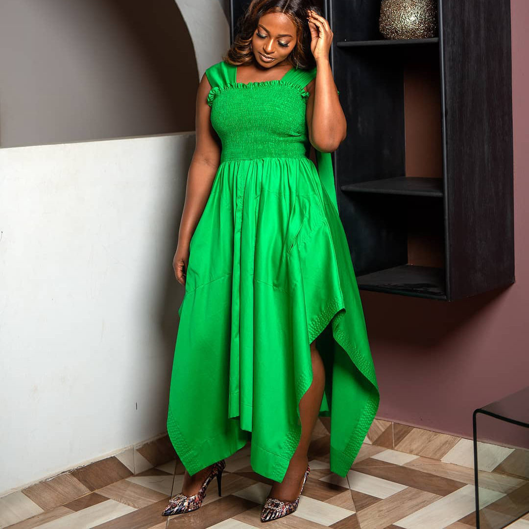 Plus Size Solid Color Irregular Evening Dress with Bow Tie Elegant Design for Formal Occasions Wholesale Available