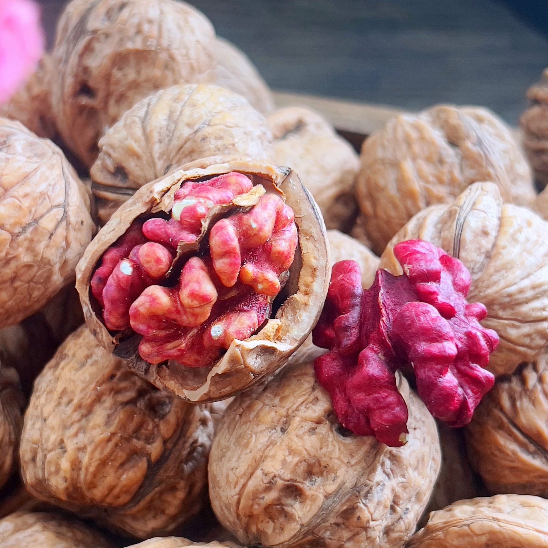 Red Walnuts, Thin-Skinned Large Kernels, Natural Anthocyanin Snacks, Thin-Skinned Walnuts, Yunnan Specialty Red-Skinned Walnuts
