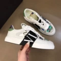 White+black+color