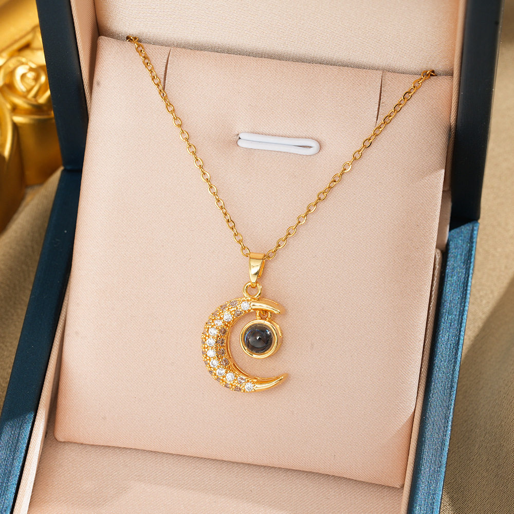 203 プロジェクションムーンネックレス-ゴールド