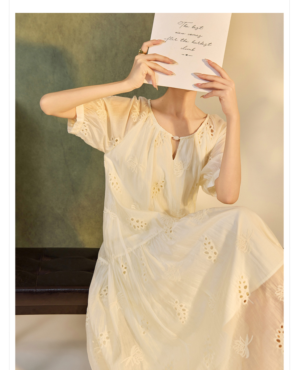 Đầm nữ dáng suông cổ tròn tay ngắn chất tencel mềm mại — Màu mơ sữa (cấp trong ngày), Màu mơ sữa (giao hàng trong 7 ngày)