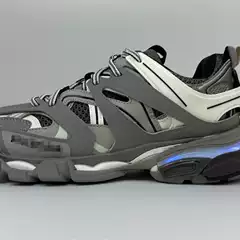 Balenciaga Sneakers Track